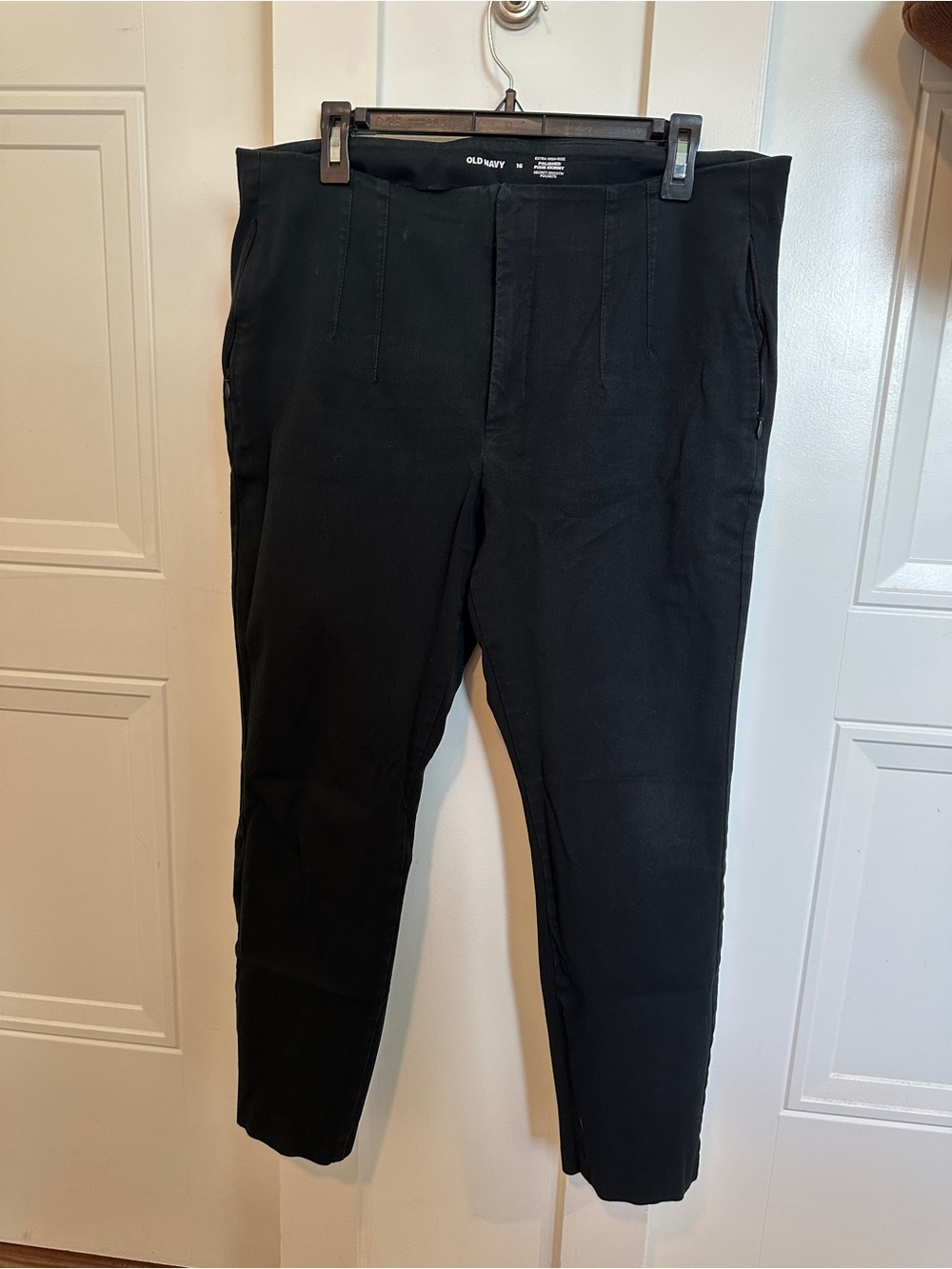 Old Navy Black High-Rise Pixie Skinny Slacks